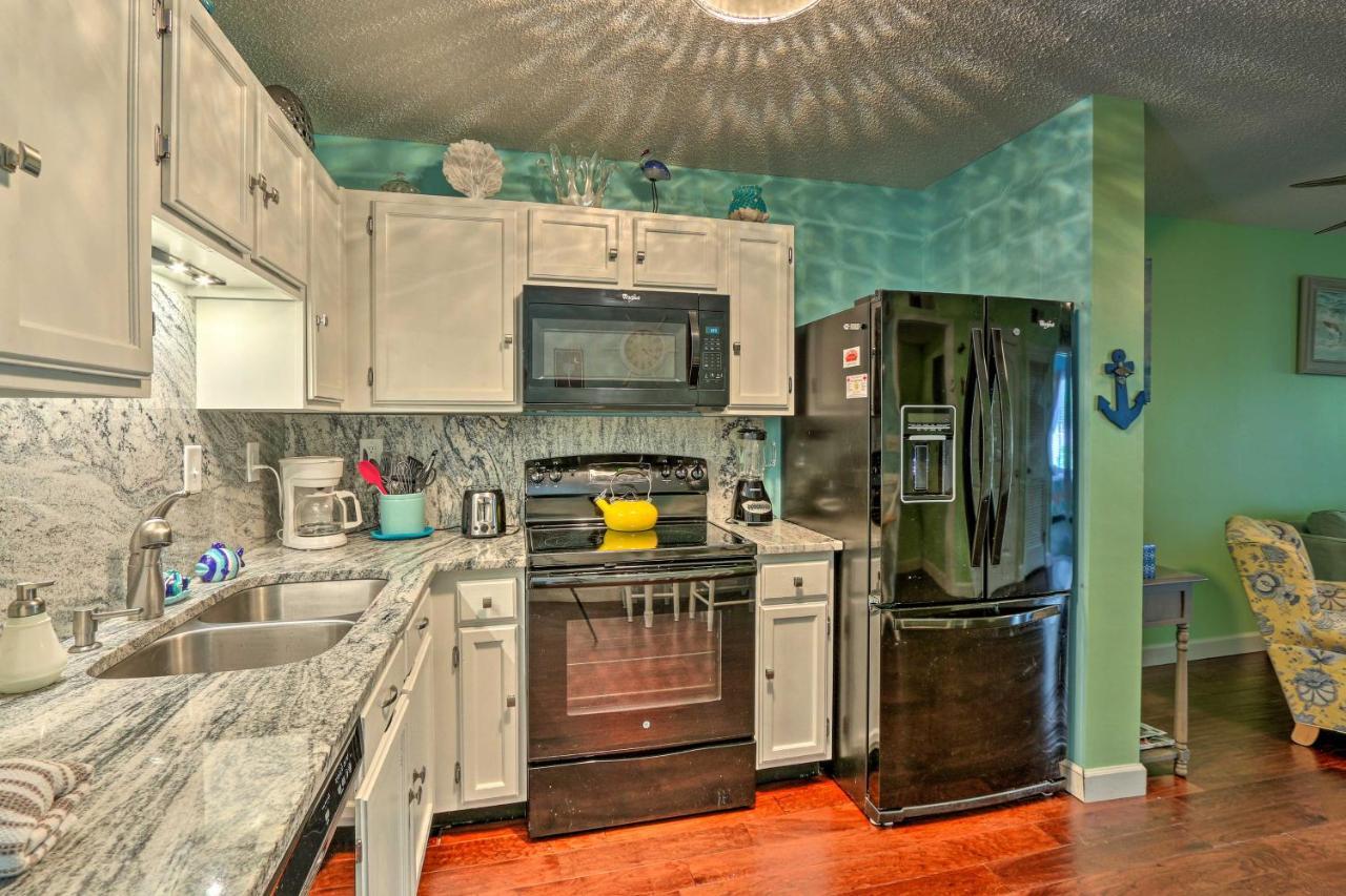 Colorful Hilton Head Condo With Beach And Pool Access! Hilton Head Island Exteriér fotografie